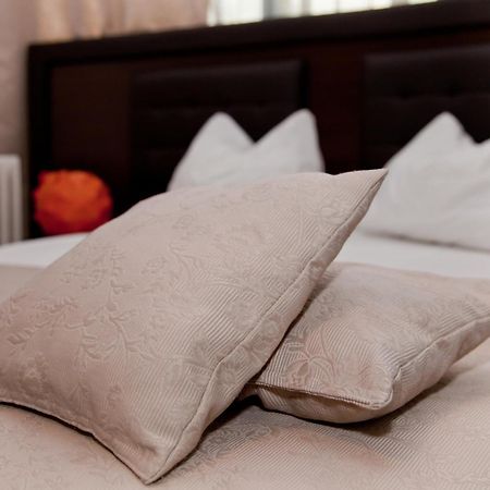 Hotel Metropol 피테슈티 객실 사진