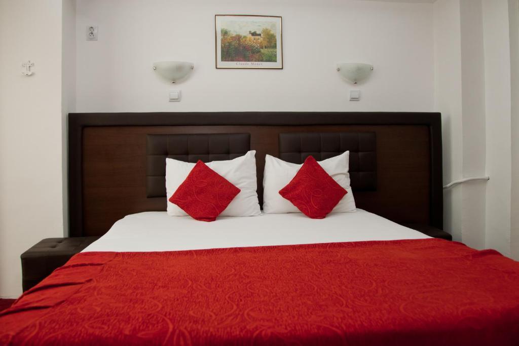 Hotel Metropol 피테슈티 외부 사진